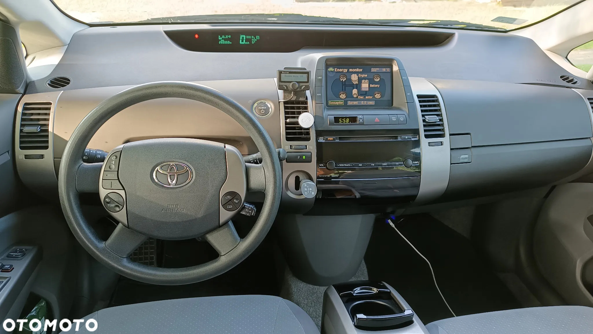Toyota Prius - 6