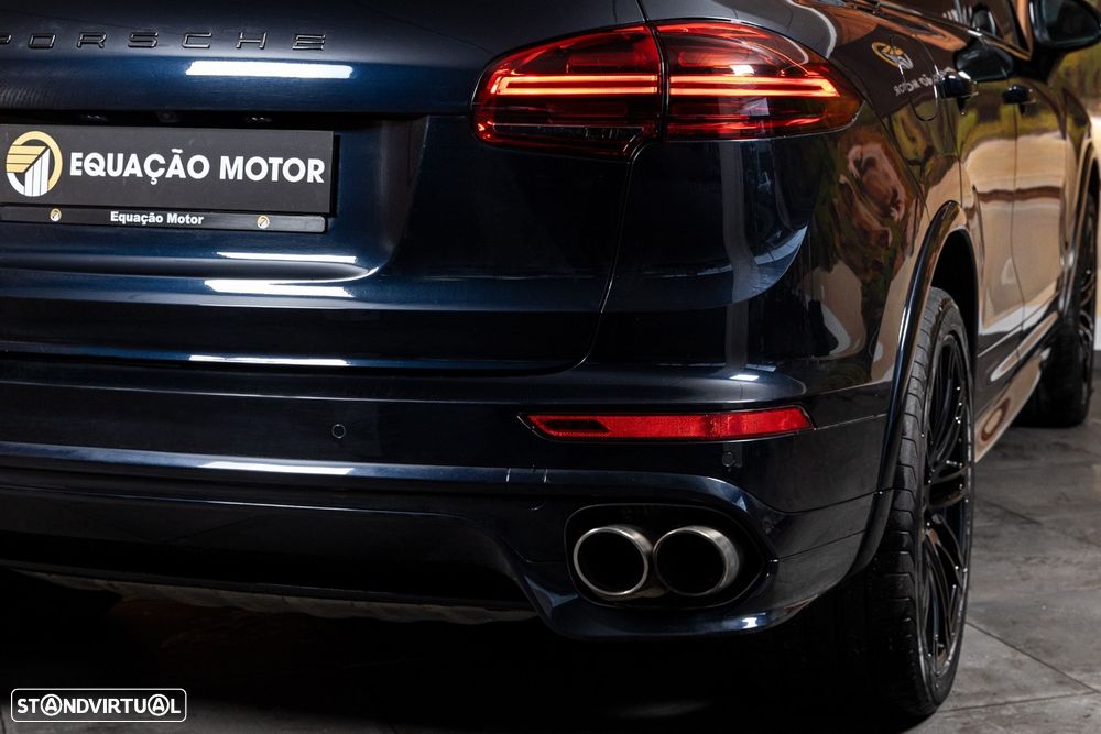 Porsche Cayenne S E-Hybrid - 7