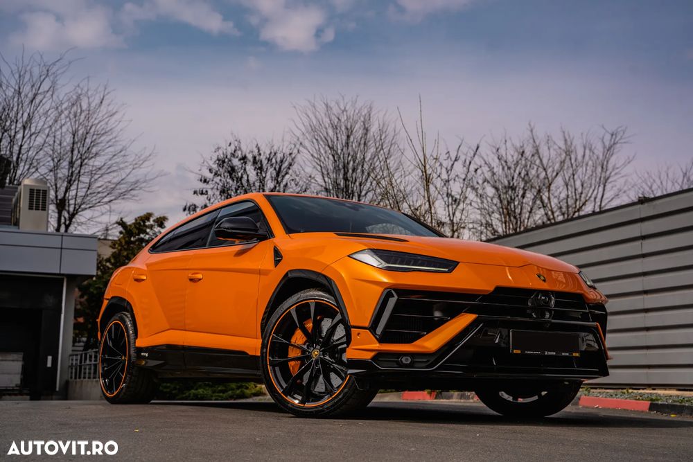Lamborghini URUS - 1