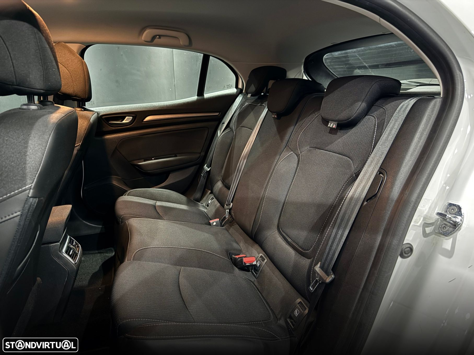 Renault Mégane 1.5 Blue dCi Equilibre - 17