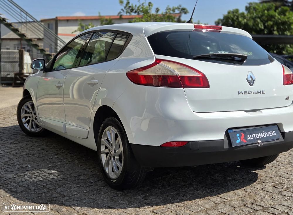 Renault Mégane 1.5 dCi Dynamique - 7