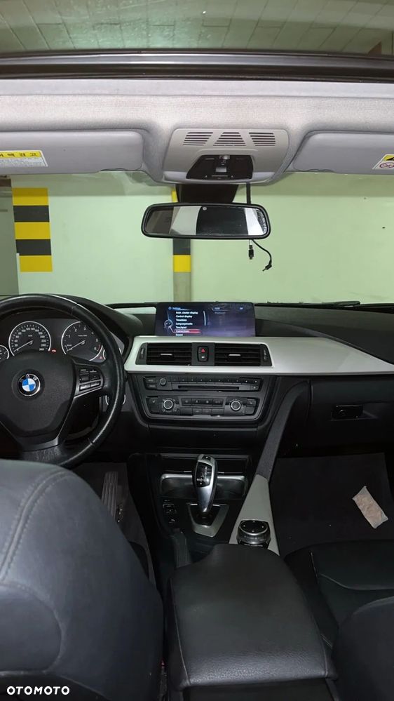 BMW Seria 3 320d Edition Luxury Line Purity - 10