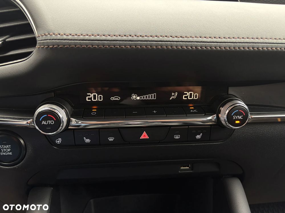 Mazda 3 e-SKYACTIV-G 2.0 M HYBRID 150 - 29