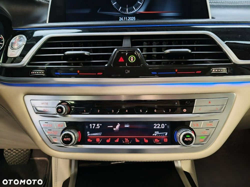 BMW Seria 7 - 36