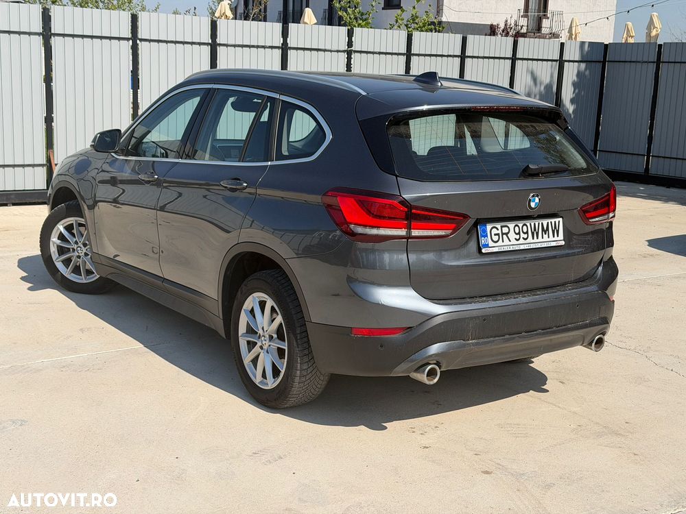 BMW X1 sDrive18d Aut. Sport Line - 2