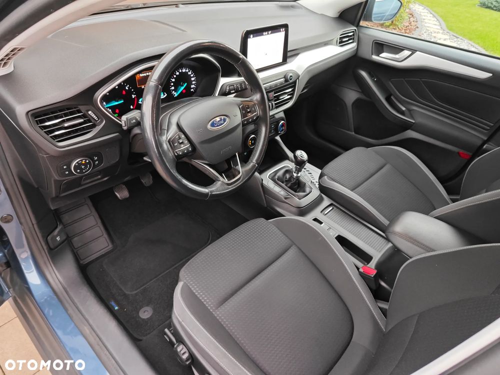Ford Focus - 21