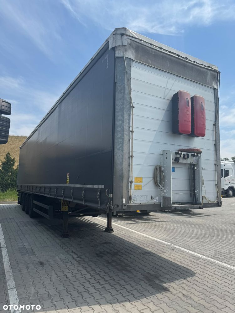 Schmitz Cargobull SCB S3T - 1