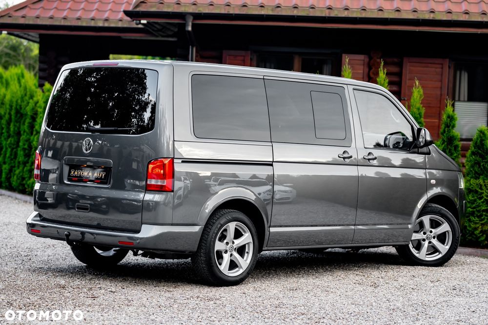 Volkswagen Multivan - 16