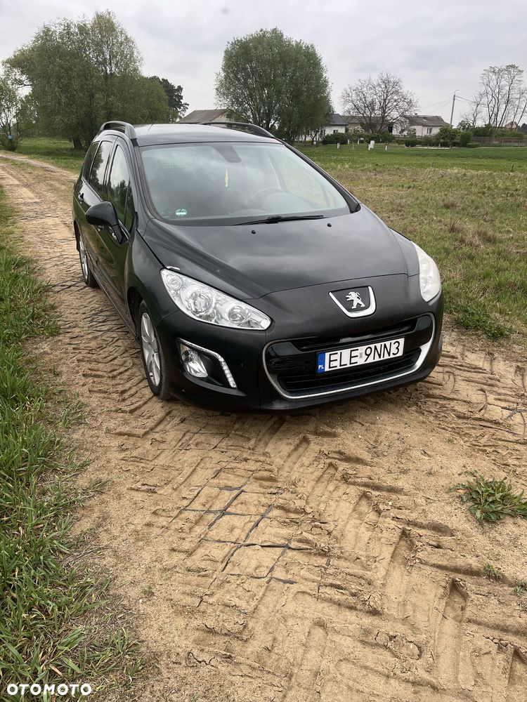Peugeot 308 - 1