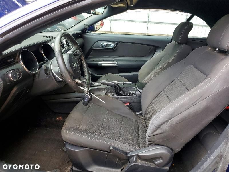 Ford Mustang 3.7 V6 - 7