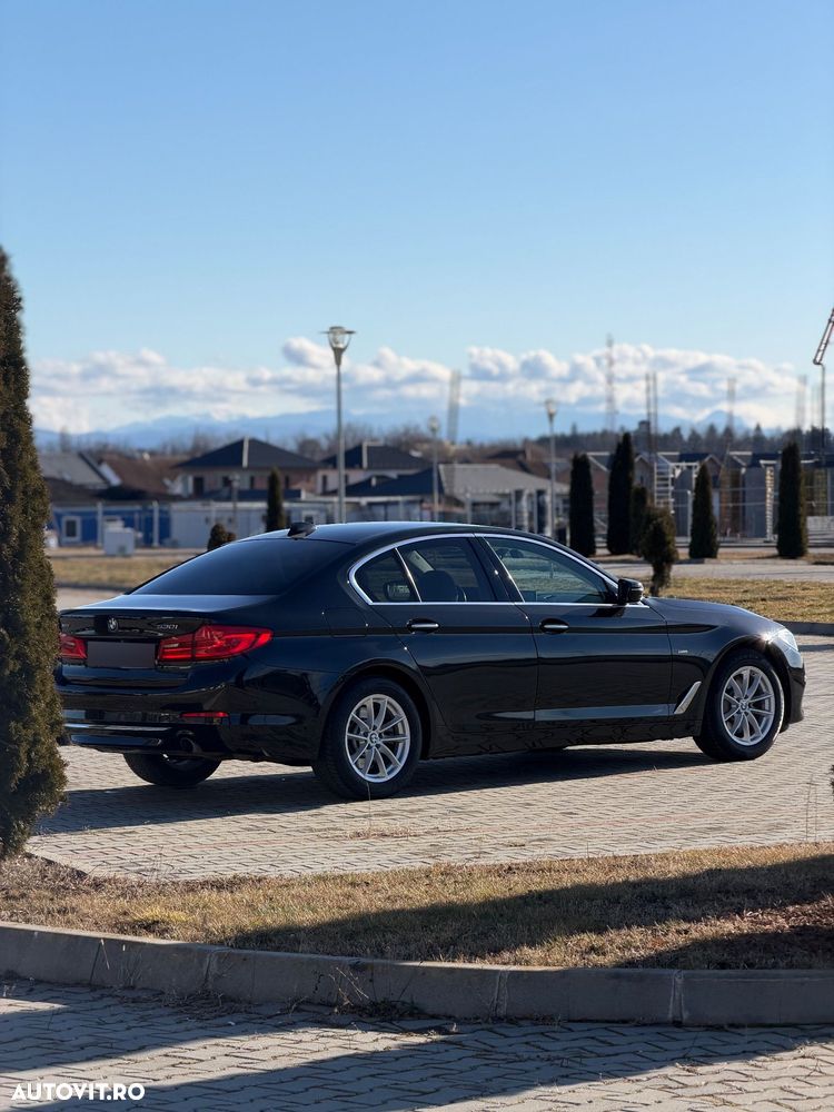 BMW Seria 5 530i xDrive AT - 10