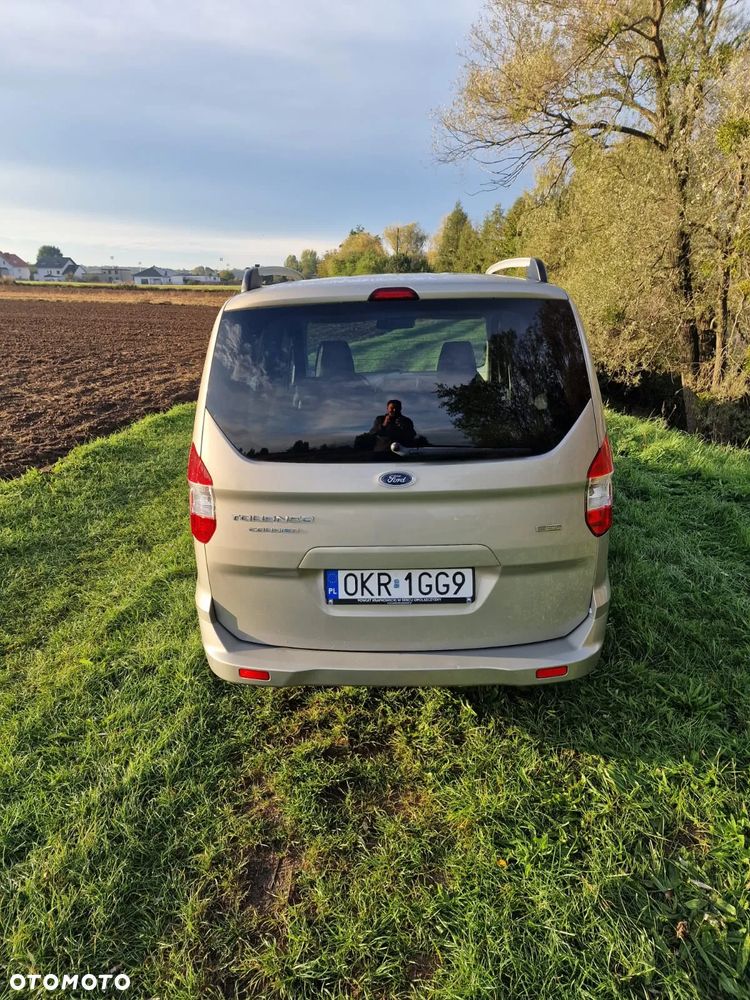 Ford Tourneo Courier 1.0 EcoBoost Titanium - 3