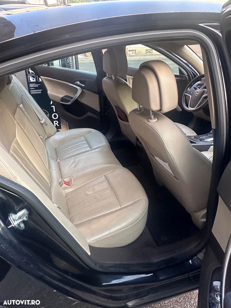 Opel Insignia 2.0 CDTI Sport Aut. - 11