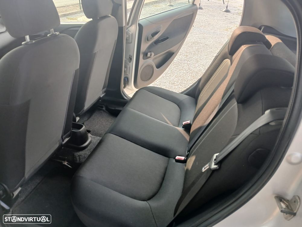 Fiat Grande Punto — fotografia 3