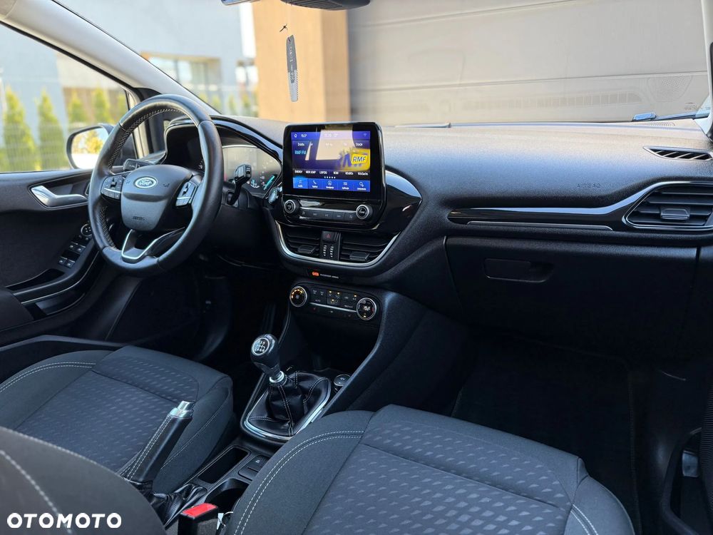 Ford Fiesta 1.0 EcoBoost STart-Stop Titanium - 17