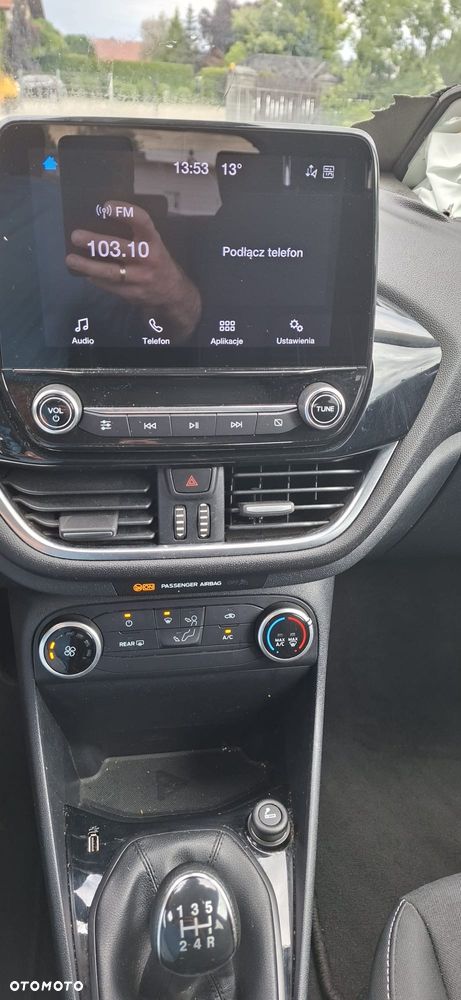 Ford Fiesta 1.1 S&S COOL&CONNECT - 17