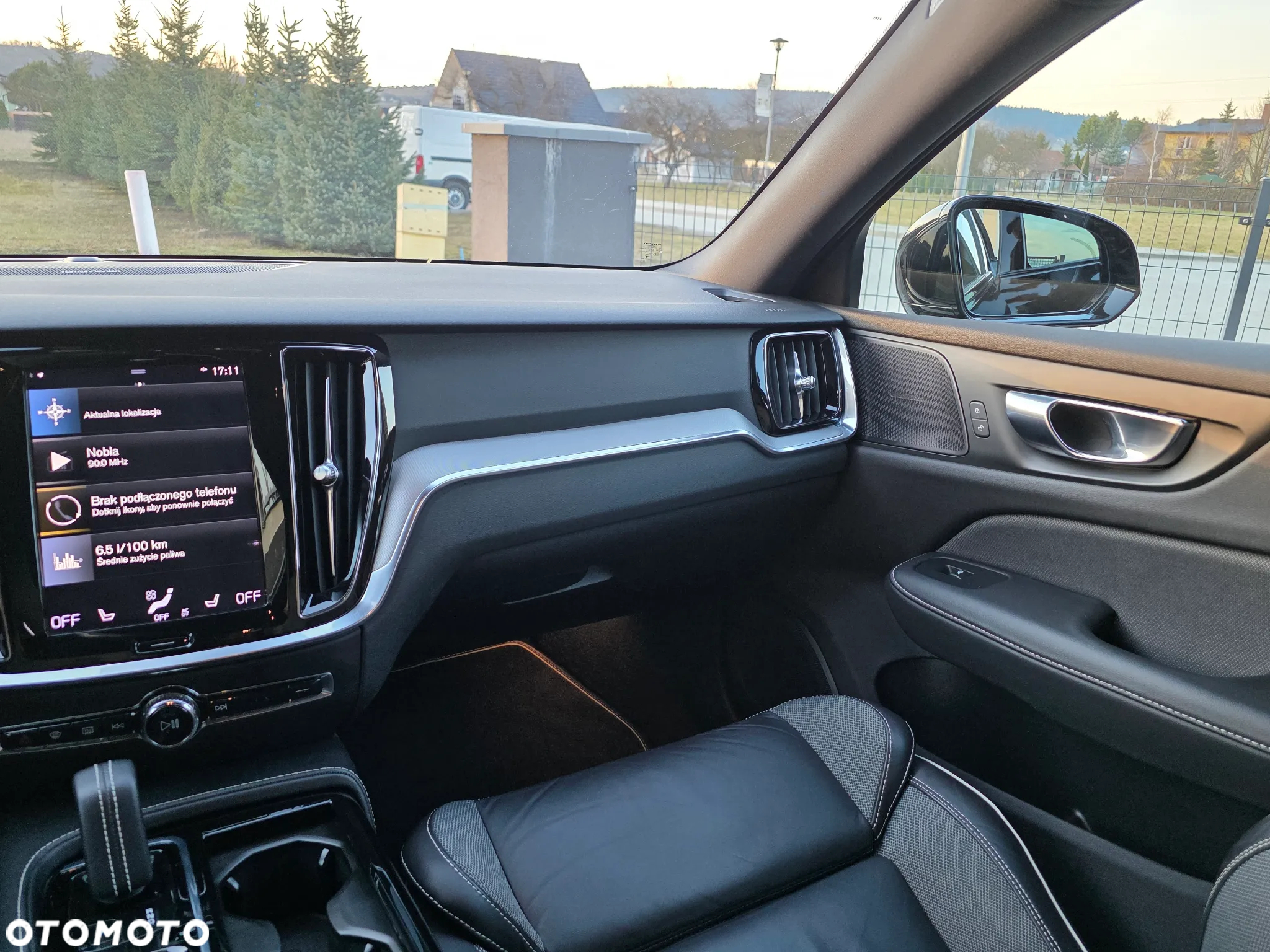 Volvo V60 T6 AWD Recharge Geartronic RDesign - 21