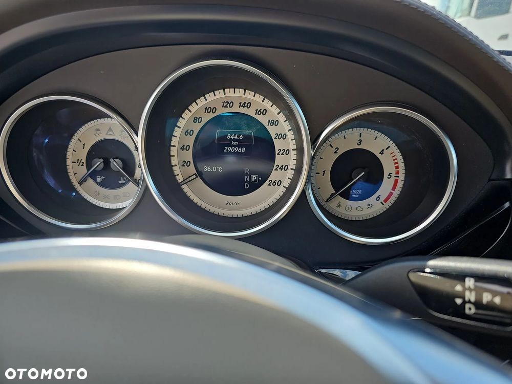 Mercedes-Benz CLS - 16