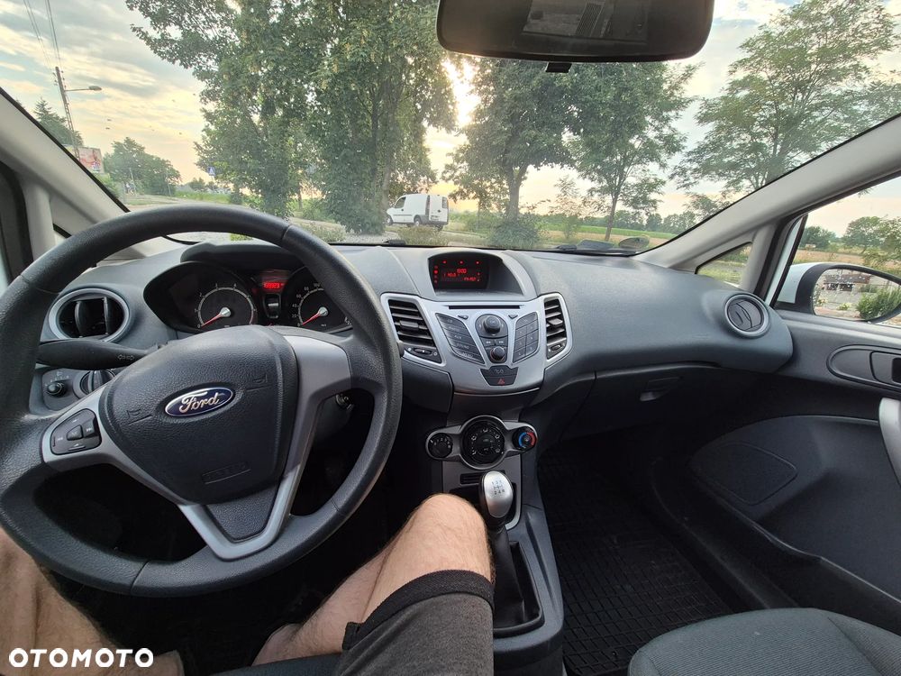 Ford Fiesta 1.25 Ambiente - 15