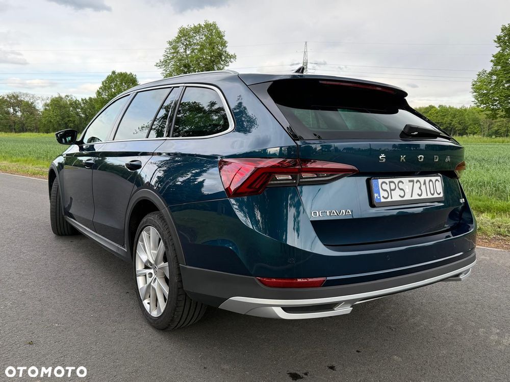 Skoda Octavia 2.0 TSI 4x4 Scout DSG - 4