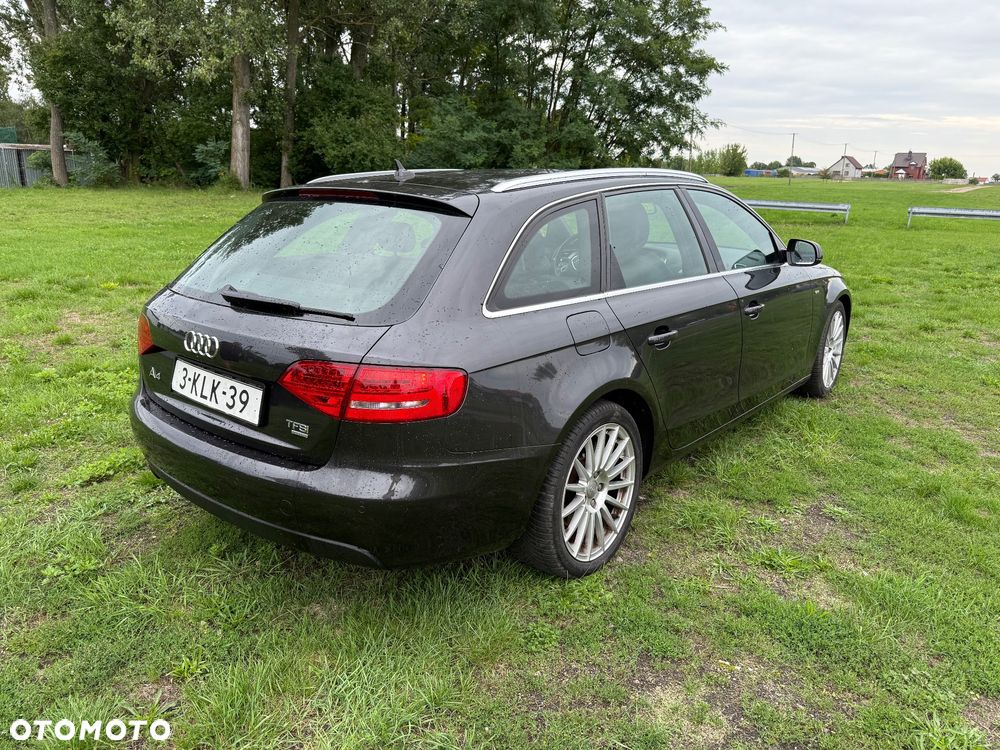 Audi A4 - 5