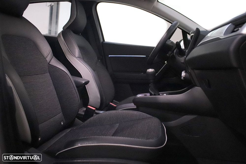 Renault Captur 1.0 TCe Techno - 22