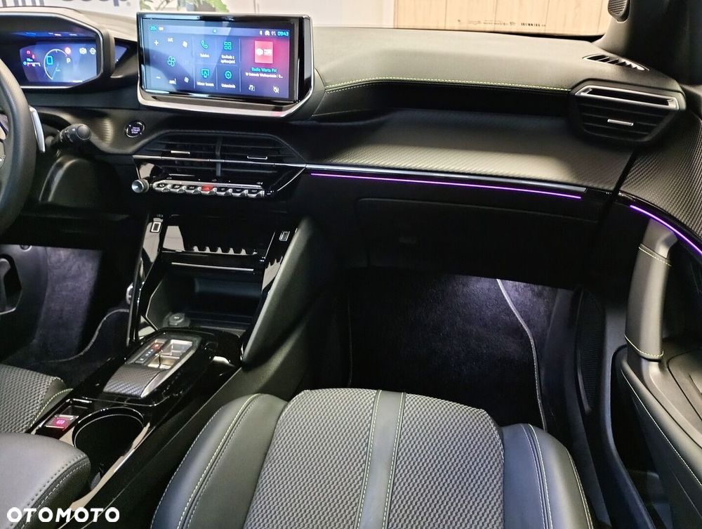 Peugeot 2008 - 12