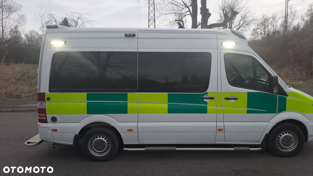 Mercedes-Benz Sprinter 319 CDI Ambulans karetka - 27