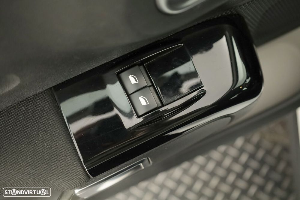 Citroën C3 1.2 PureTech C-Series - 20