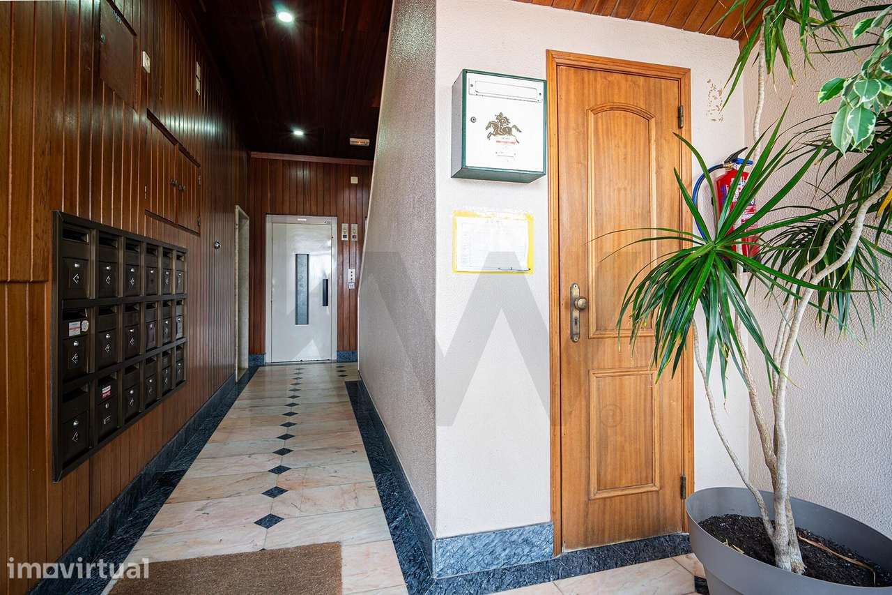 APARTAMENTO T2 90m2 URBANIZAÇÃO DAS URMEIRAS | LOURES - Grande imagem: 3/38