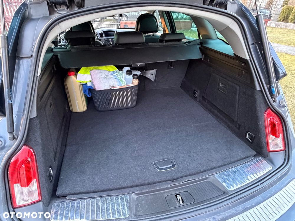 Opel Insignia 2.0 CDTI - 12