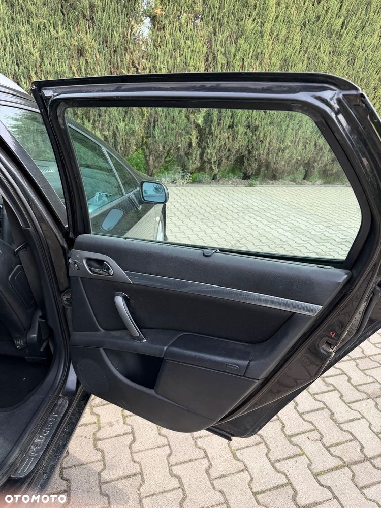 Peugeot 407 2.0 HDI Intense - 11