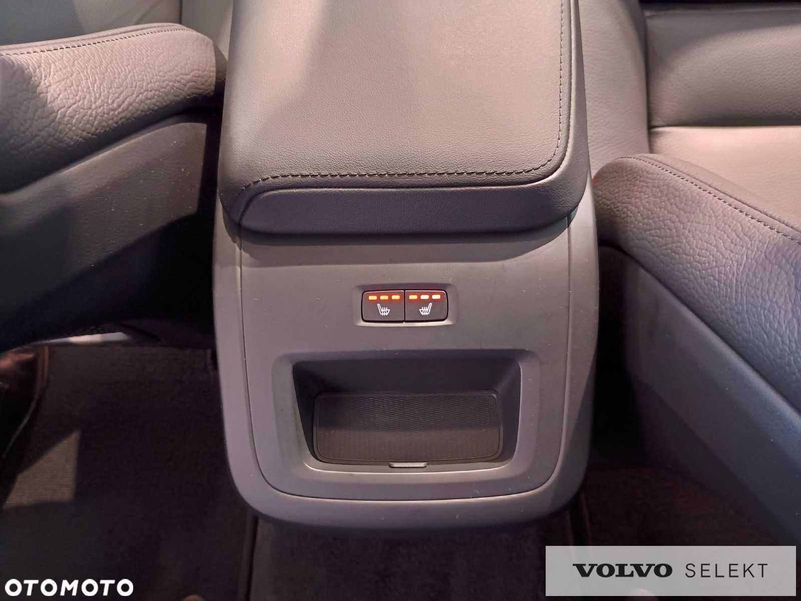 Volvo V60 Cross Country - 26