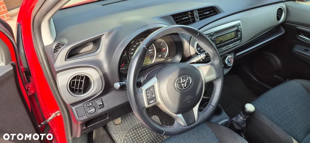 Toyota Yaris 1.33 Active - 8