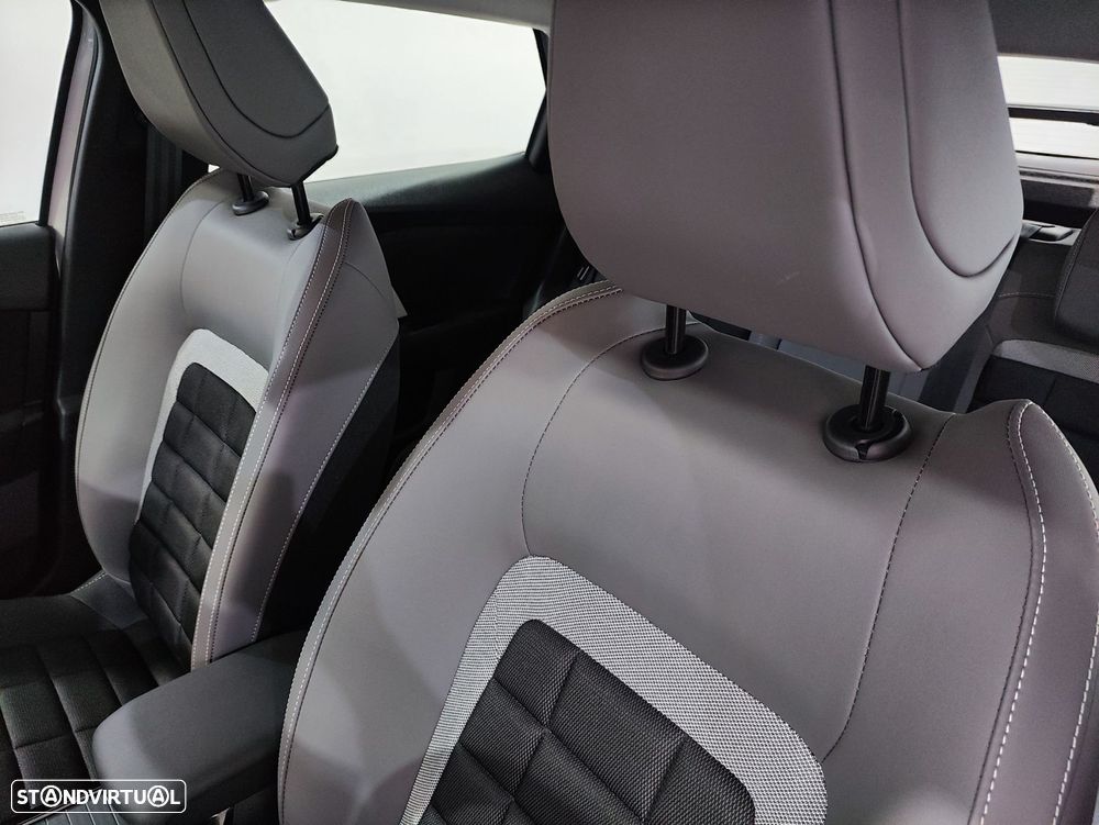 Citroën C4 1.2 Hybrid Plus e-DSC6 - 8