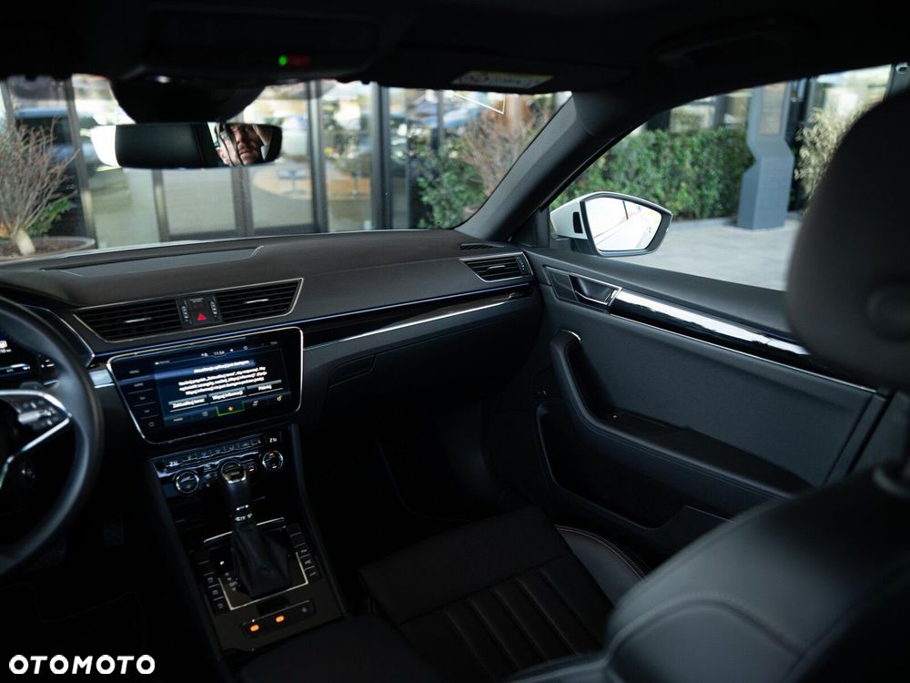 Skoda Superb 2.0 TDI SCR 4x4 L&K DSG - 20