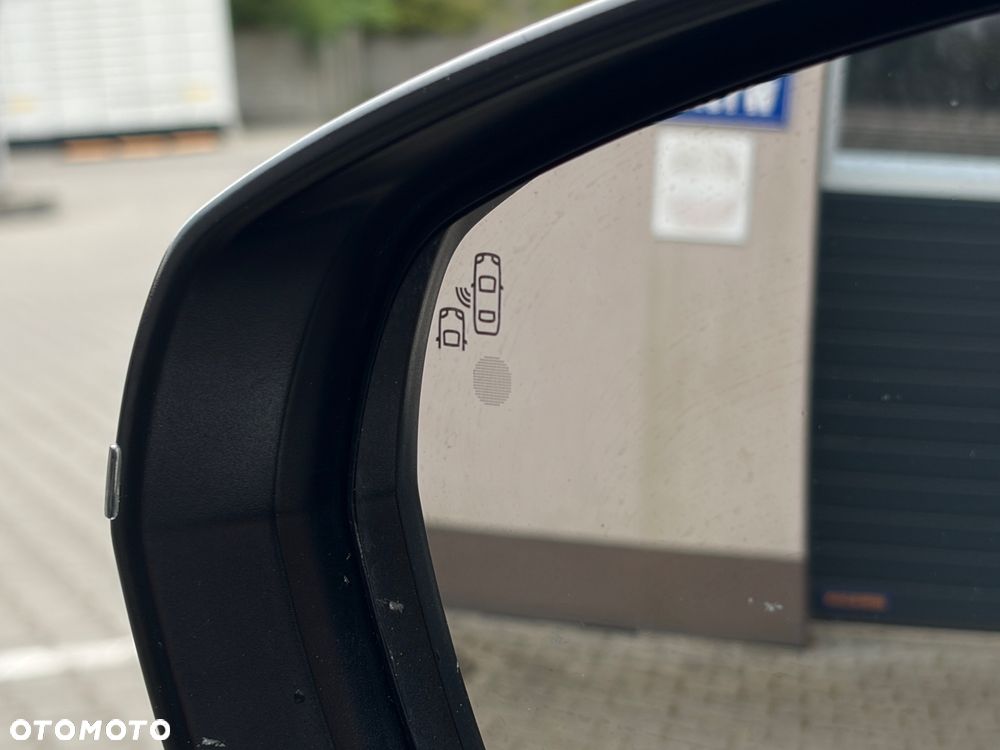 Peugeot 3008 1.6 PureTech GPF GT Line S&S EAT8 - 21