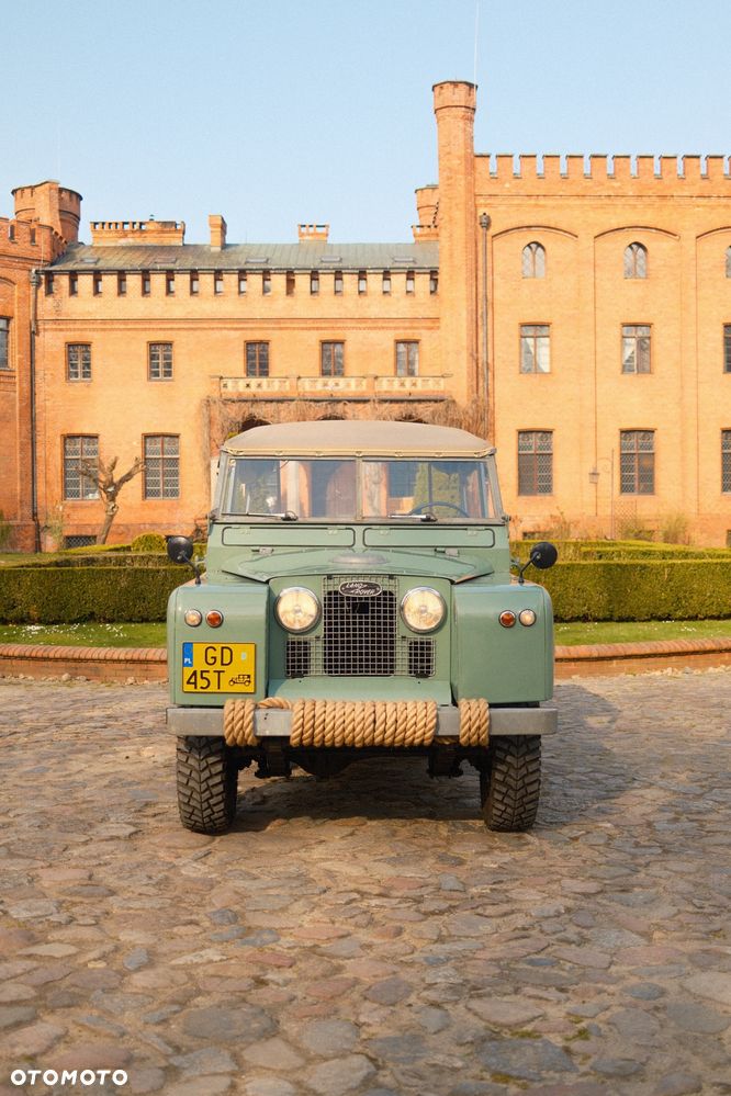 Land Rover Defender - 9