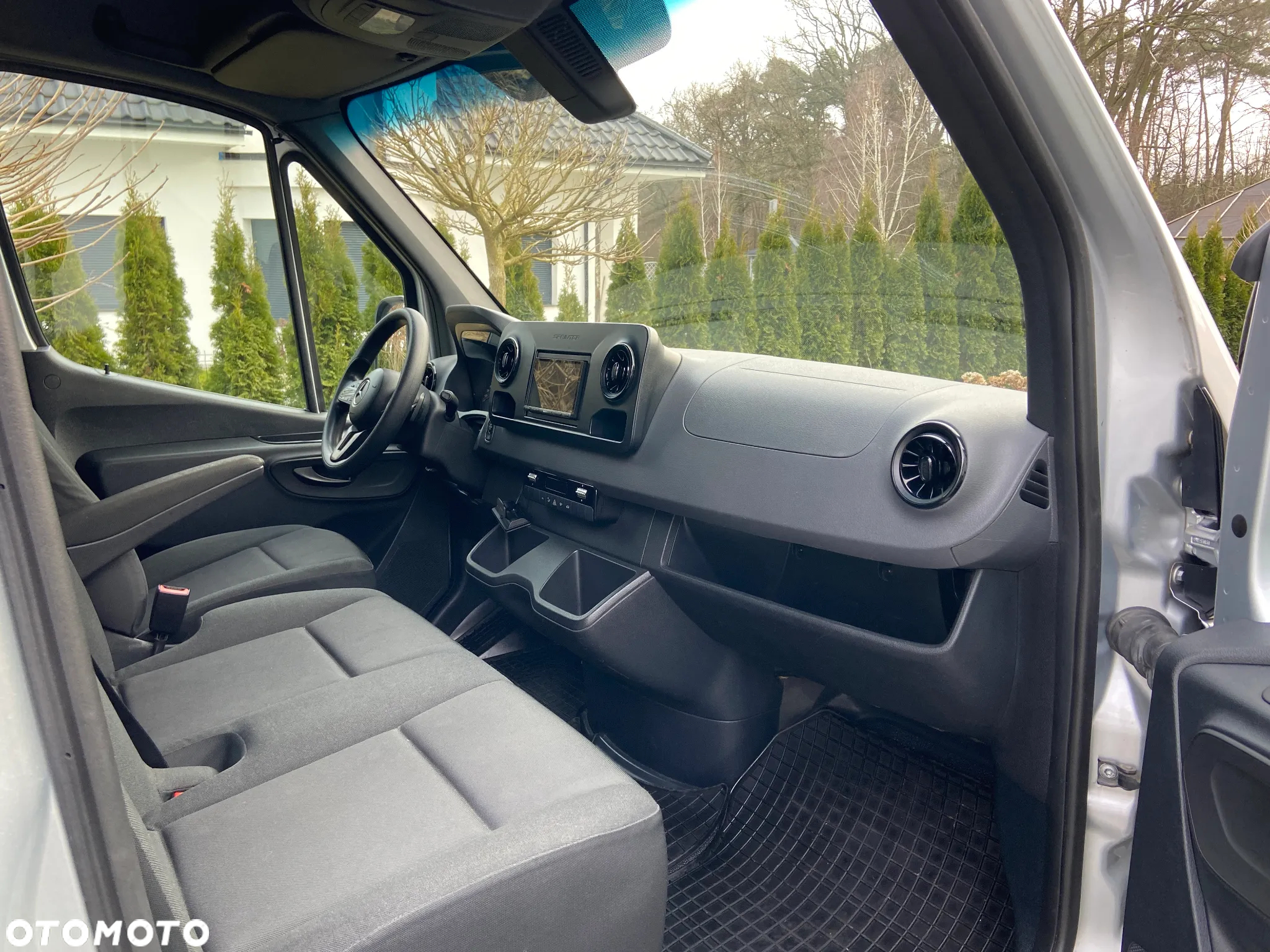 Mercedes-Benz Sprinter - 20