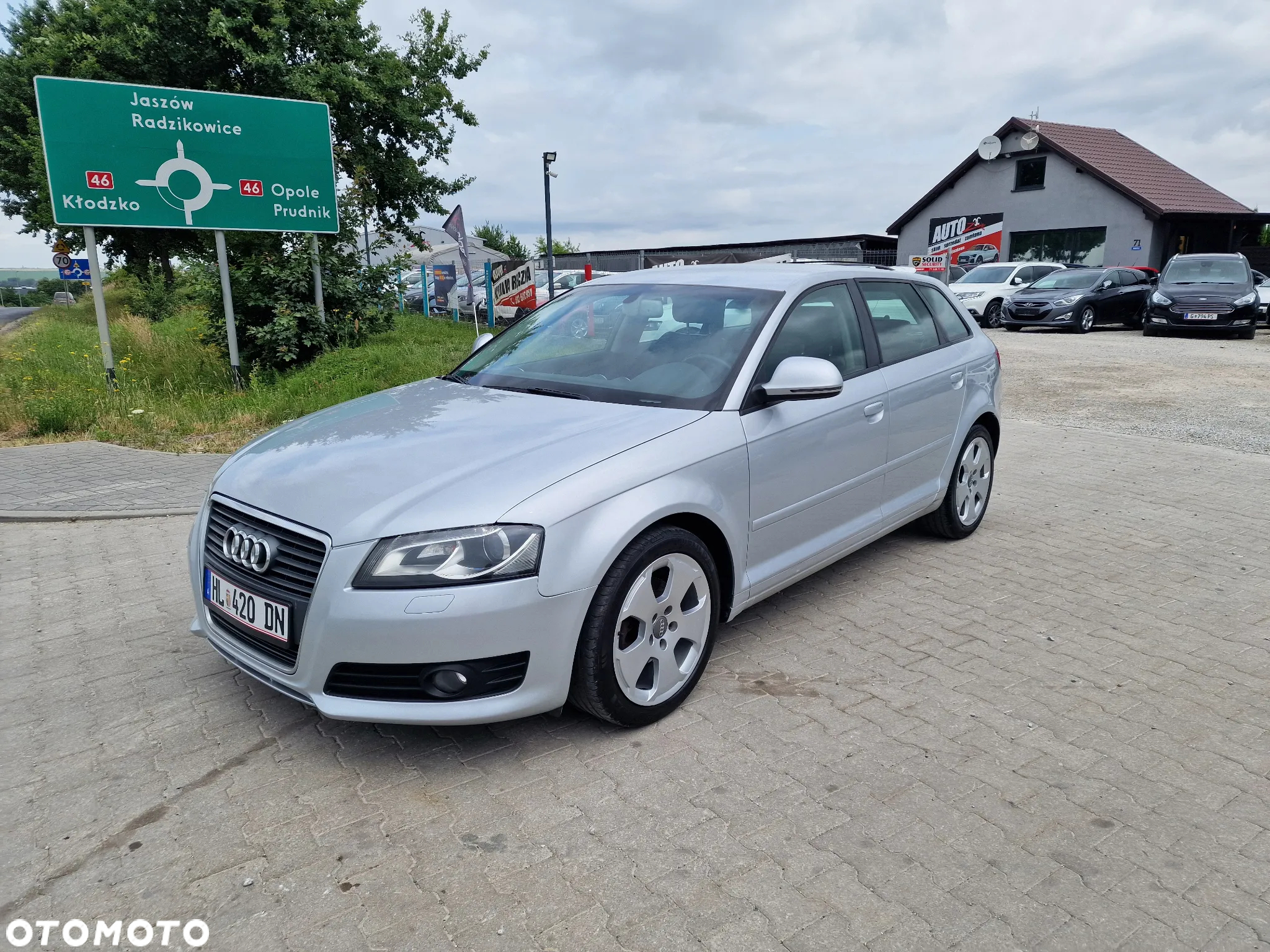 Audi A3 2.0 TDI Sportback DPF Attraction - 2