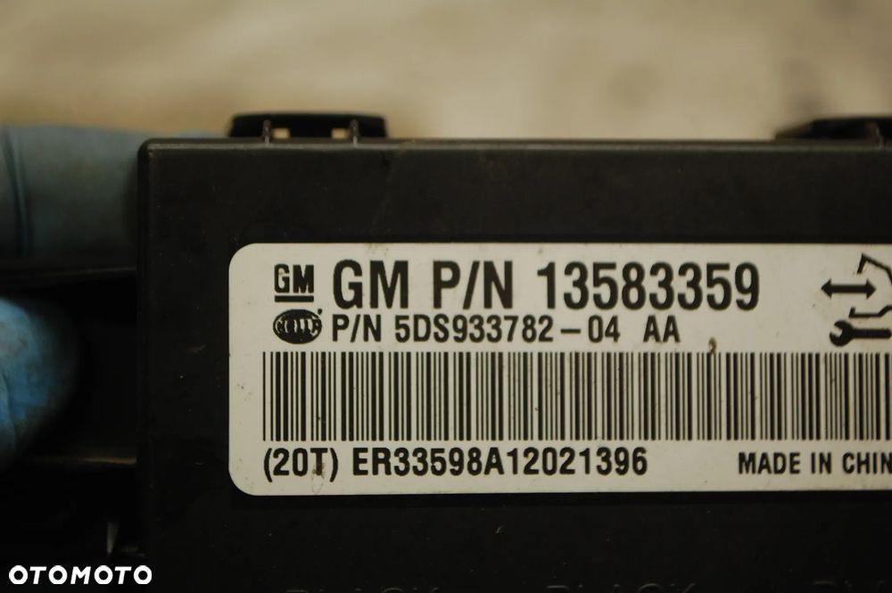 MODUŁ STEROWNIK FOTELA KIEROWCY 13583359 OPEL INSIGNIA A - 3