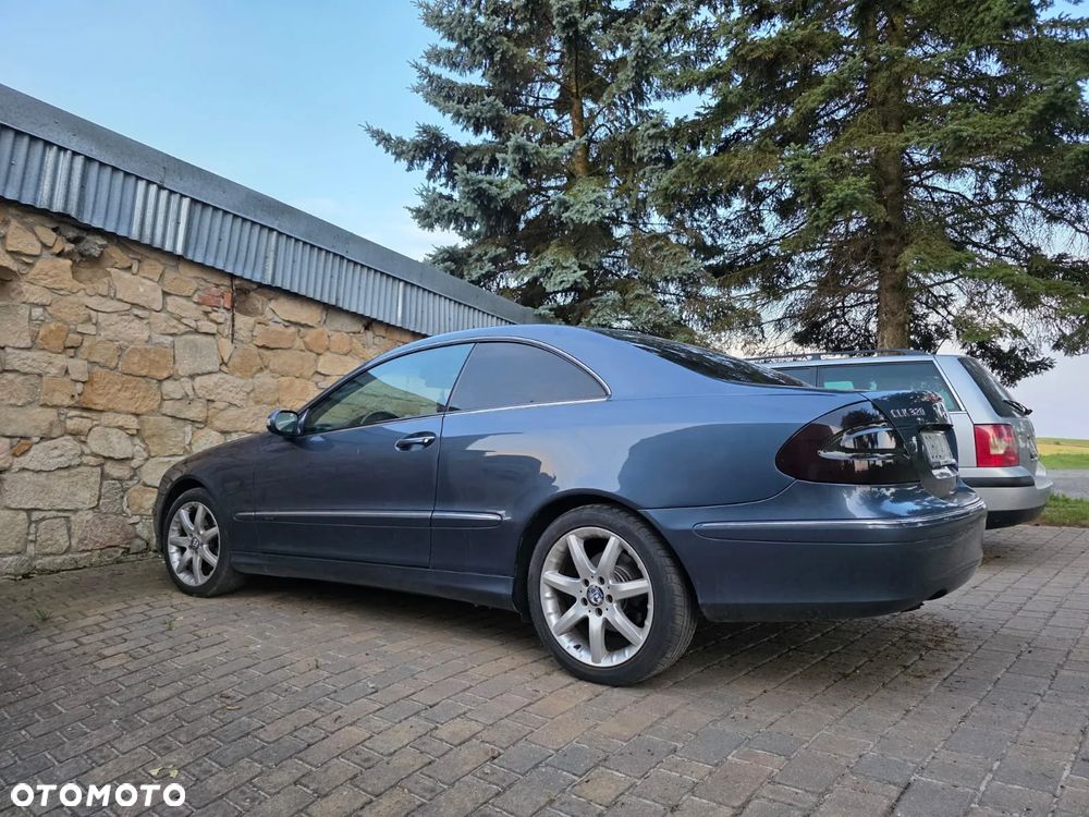Mercedes-Benz CLK - 2