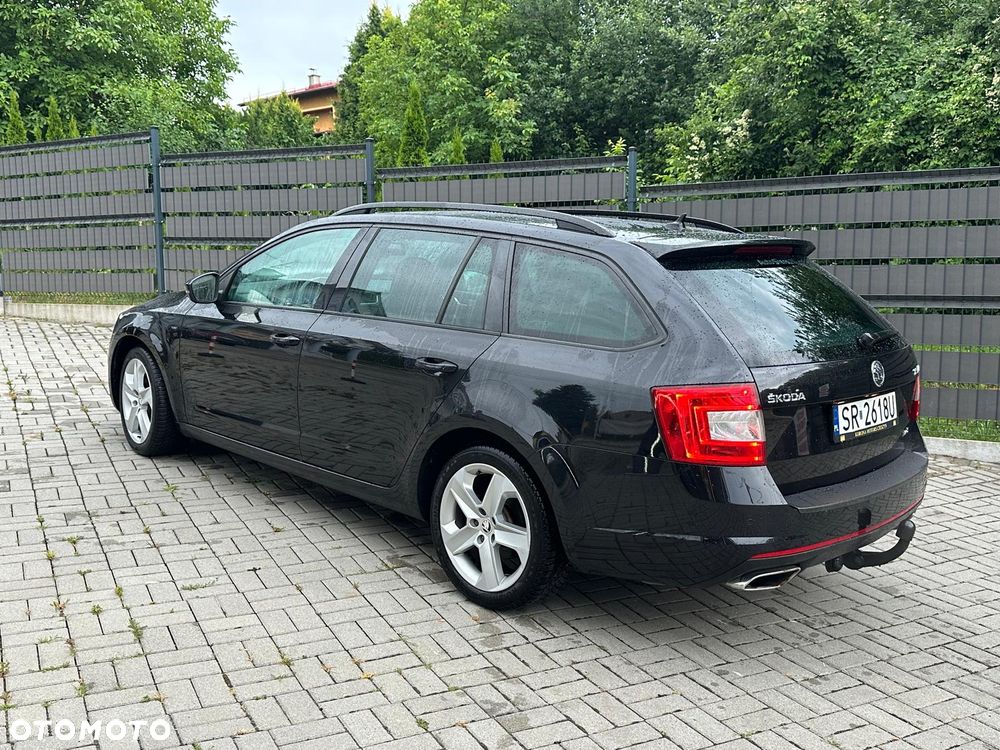Skoda Octavia 2.0 TDI DSG RS - 13