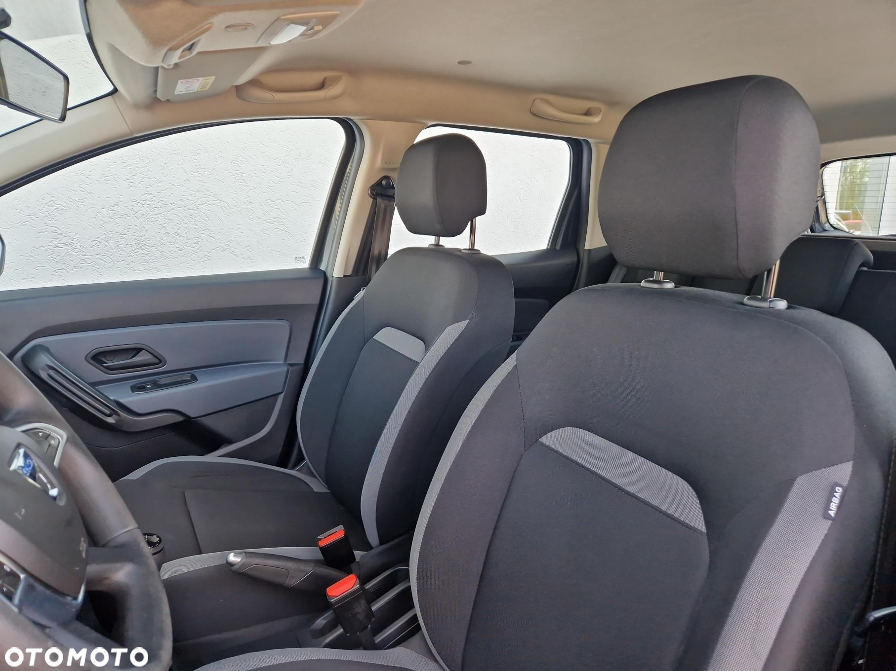Dacia Duster 1.0 TCe Essential - 11