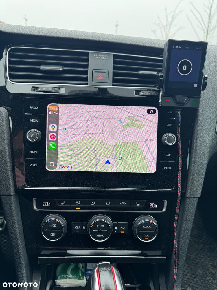 Volkswagen Golf - 9