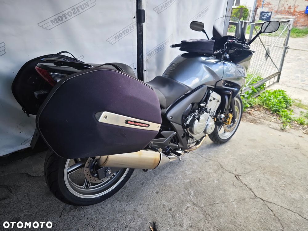 Honda CBF - 3