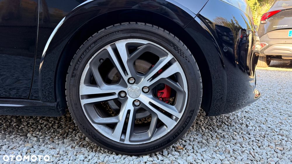 Peugeot 208 1.6 THP GTi - 14