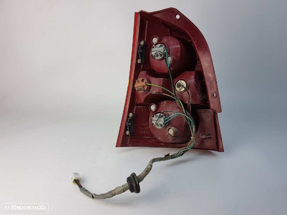 FAROLIM TRASEIRO DIREITO HYUNDAI ATOS PRIME (MX) GLS (2003->) - 4