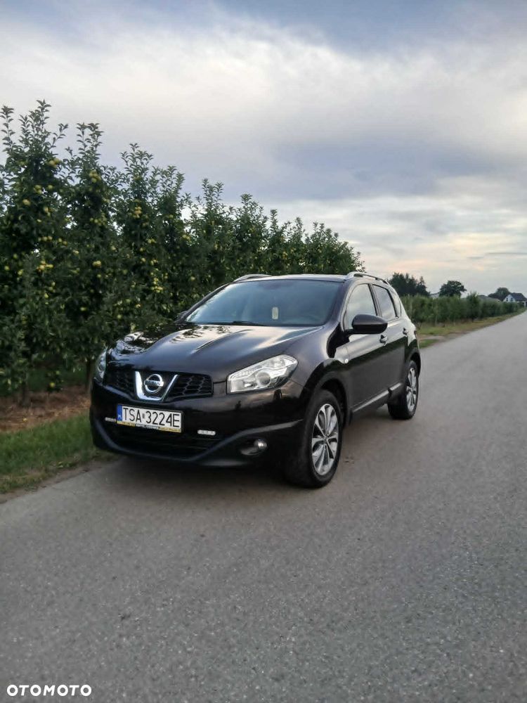 Nissan Qashqai - 1