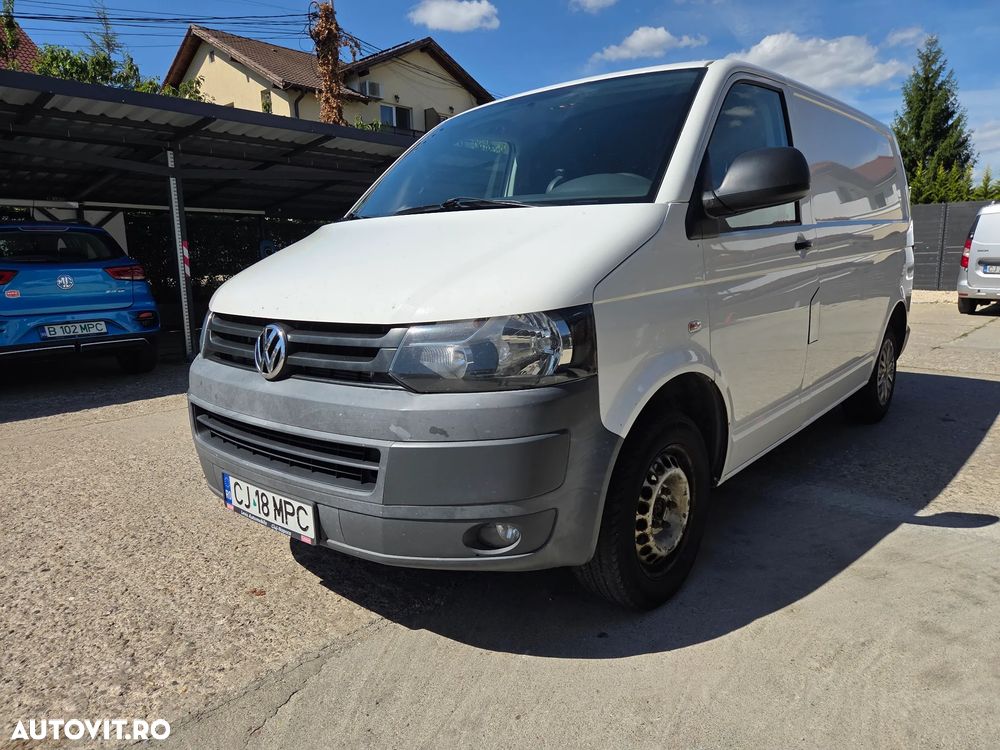 Volkswagen Transporter - 1